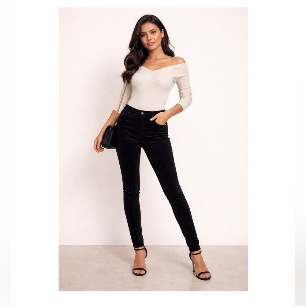 L’Agence Marguerite Noir/Black Velvet Skinny Pants